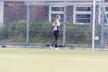 Bild 393 - wBJ SC Alstertal-Langenhorn - St. Pauli : Ergebnis: 2:4
